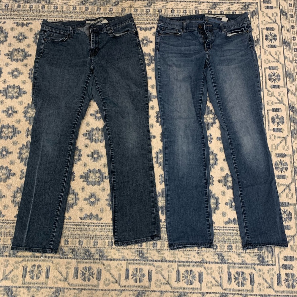 DKNY jeans lot 2 pairs size 8 / 32